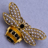 Брошка№563 бджола з перлинами купити брошки оптом від виробника