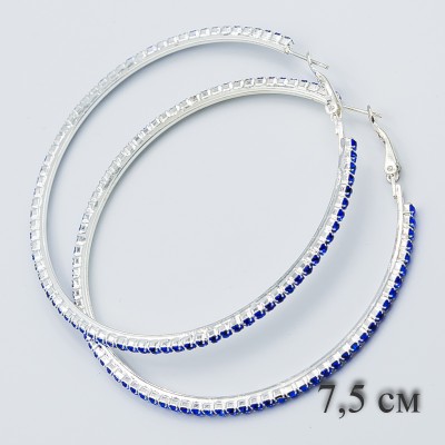 Серьги-кольца№1774 7.5 см с синими стразами оптом.