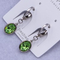 Сережки Xuping№751 9х5 мм з зеленим каменем Swarovski купити недорого медзолото від виробника біжутерика