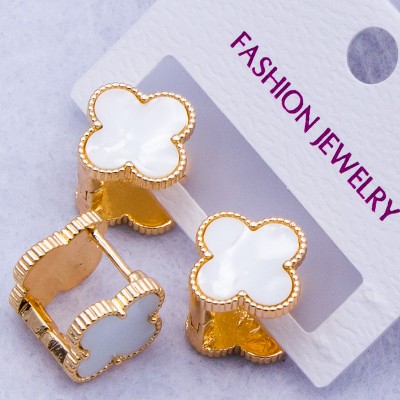 Сережки сталь№201 15 мм Van Cleef & Arpels біла конюшина з декоративною окантовкою медична сталь куплю оптом біжумаркет