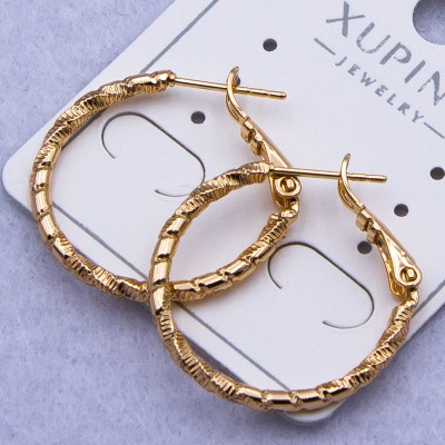 Сережки-кільця Xuping№840А d-2.5 мм Конго з фактурним крученим дизайном купити недорого медзолото від виробника біжутерика